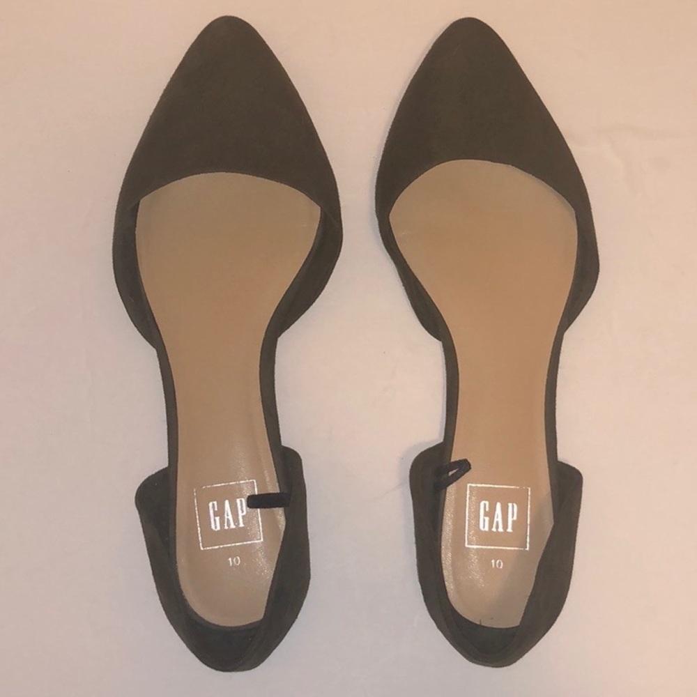 Gap Flats 10